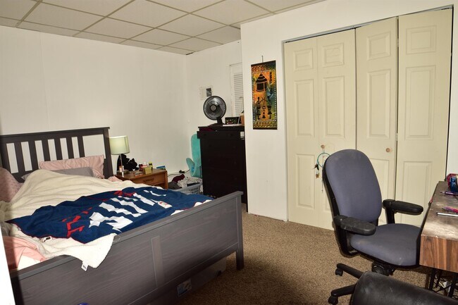 Foto del edificio - 221 Atwood St