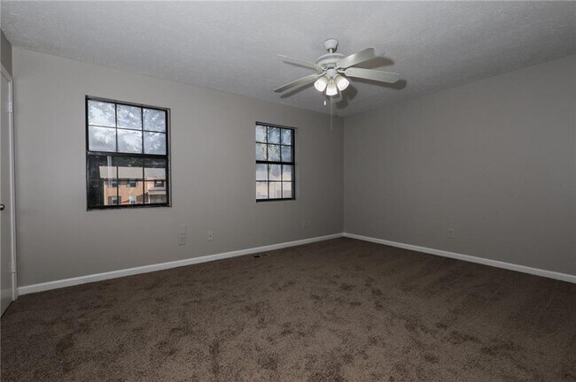 Building Photo - 2719 Greystone Ct