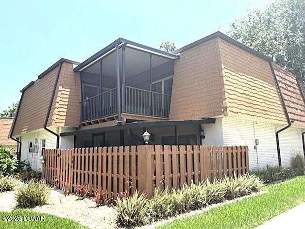 Foto del edificio - 104 Moonstone Ct