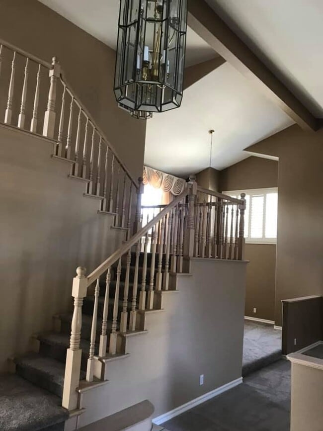 Building Photo - 437 Lantern Crest Dr