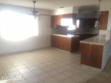 Foto del edificio - 3590 W Harlan Ave