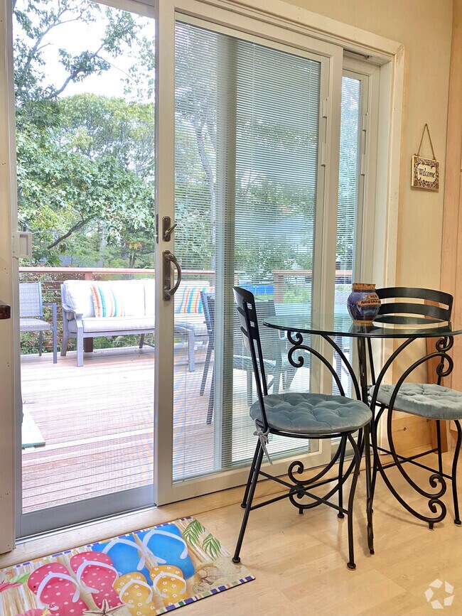 Rolling Woods Apartments under 500 East Hampton, NY 1 Rentals