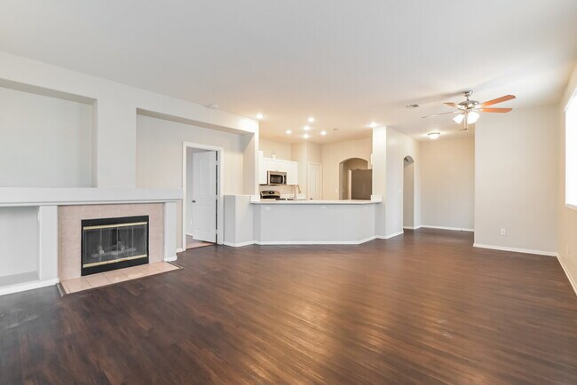 Foto del edificio - 1158 Stormy Valley Rd