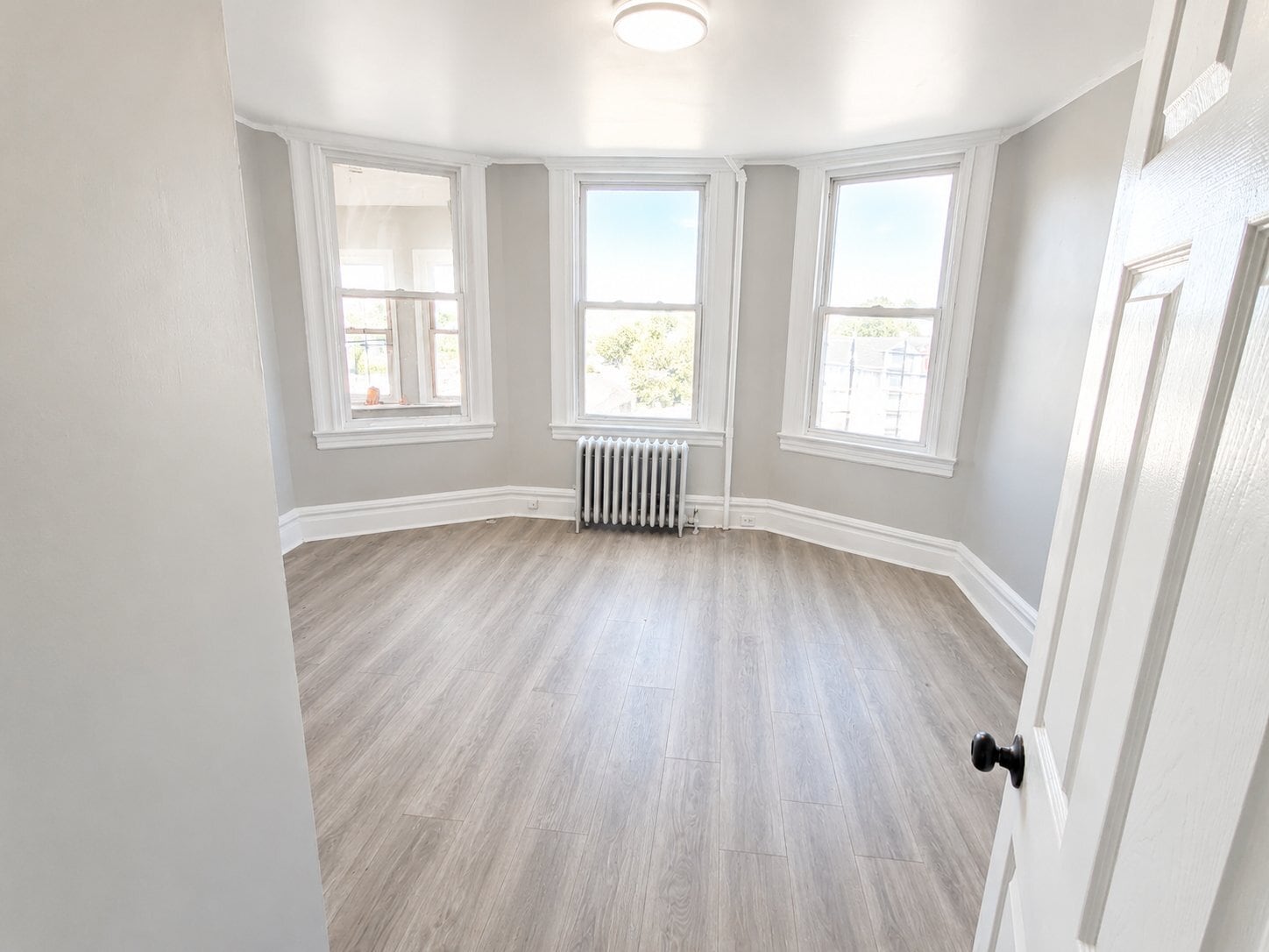 3 Bedrooms at 49 Norwood Street #2, Newark NJ — photo 2