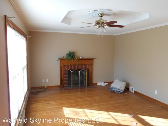 Foto del edificio - 3 br, 2 bath House - 9011 Fern Creek Road