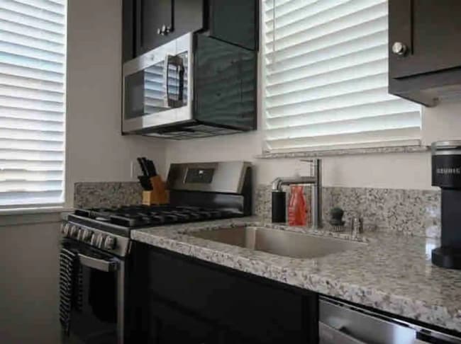 Foto del edificio - 2183 Kenrick Ln