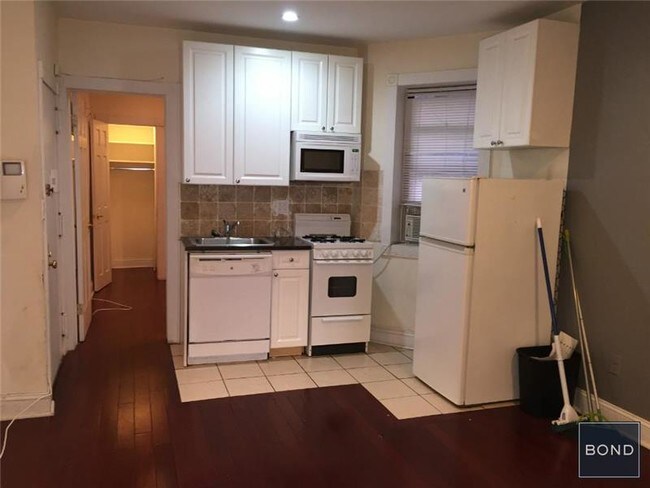 Foto del edificio - 226 E 26th St