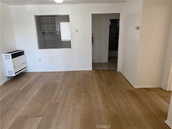 Building Photo - 1124 E 40th Pl