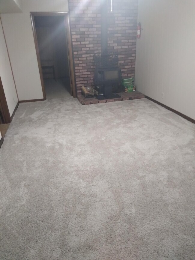 Building Photo - 2104 Timber Creek Dr