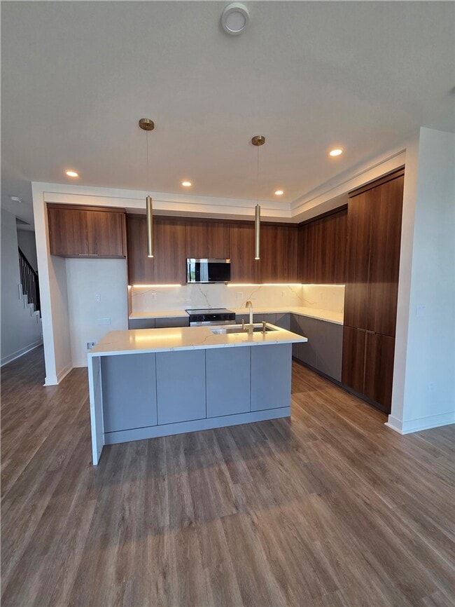 Building Photo - 1122 Emilia Ave