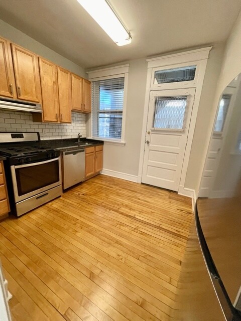 Foto del edificio - 3700 N Fremont St