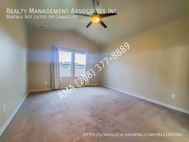 Building Photo - Modern 3 Bedroom Home in South West Meridian