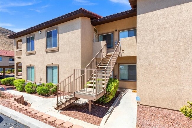 Building Photo - 3474 Desert Cliff St