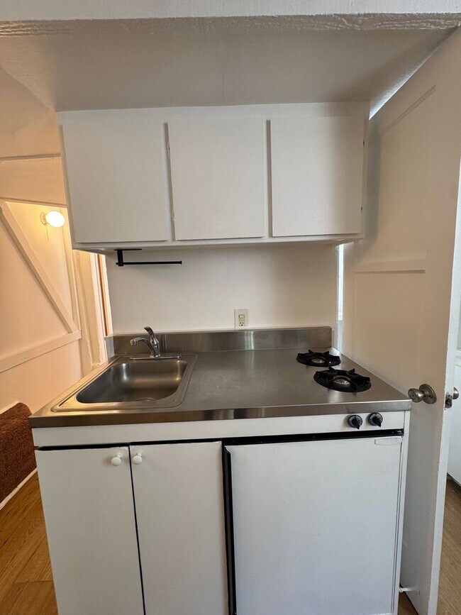 Foto del interior - Hayworth Courtyard Apartments – West Hollywood Living