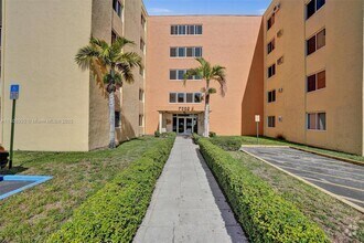 Building Photo - 7000 NW 186th St