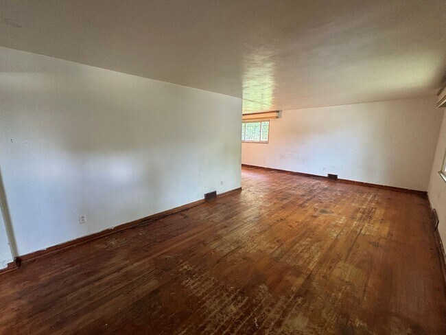 Building Photo - Jump into June and Own Your Own Home with our Summer Savings Spectacular!! - Lease-to-Own Opportu...
