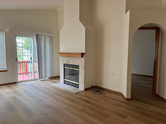Foto del edificio - Spacious 2-Bedroom & 3 Bathroom Home – Move-In Ready