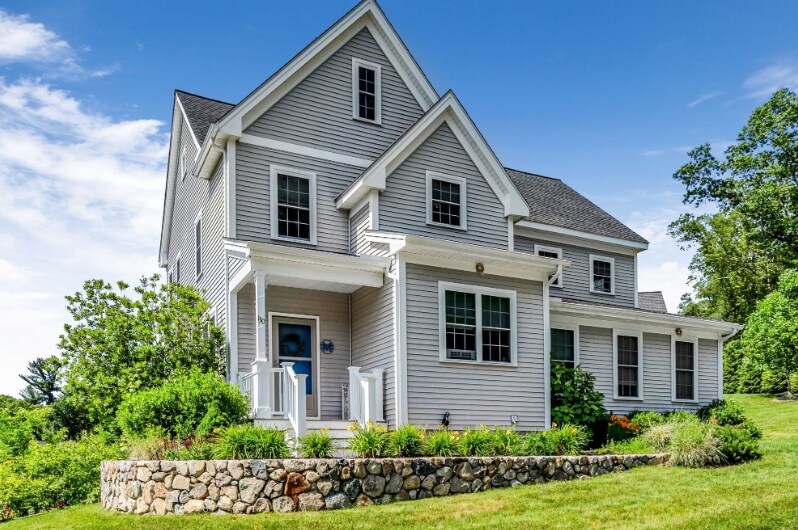 Primary Photo - 130 Black Horse Pl