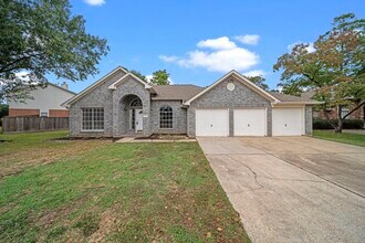 Building Photo - 7530 Alderly Dr