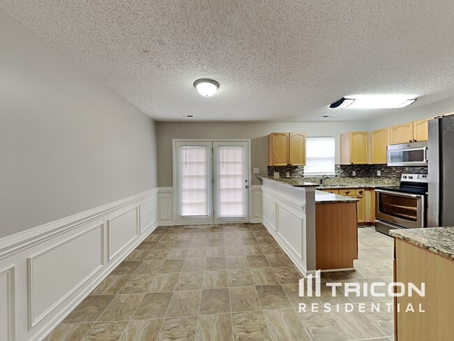Building Photo - 2404 Ivy Run Dr