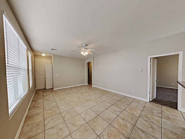 Building Photo - 4937 Droubay Dr