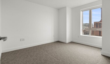 Building Photo - 99 Kneeland St