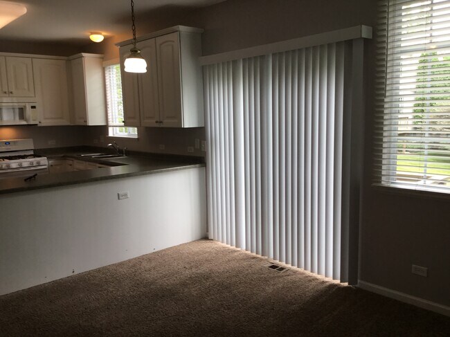 Foto del edificio - 312 Evergreen Cir