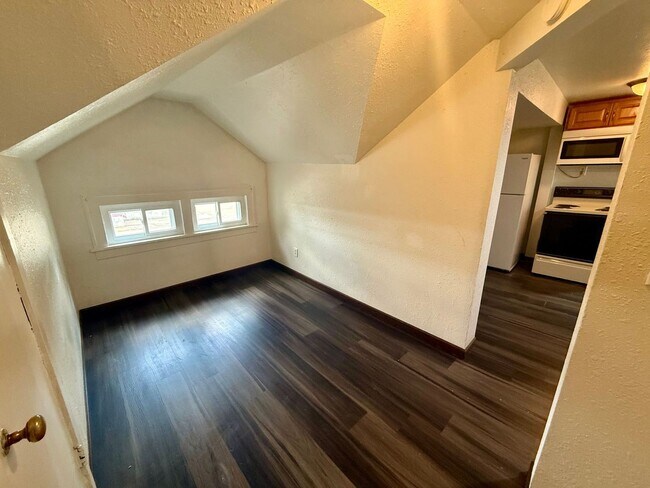 Foto del edificio - 210 N 1st Ave