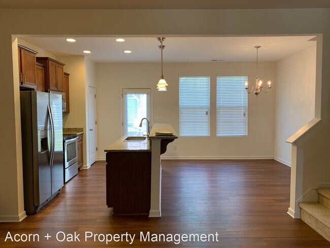 Building Photo - 3 br, 2.5 bath House - 516 Timpson Avenue