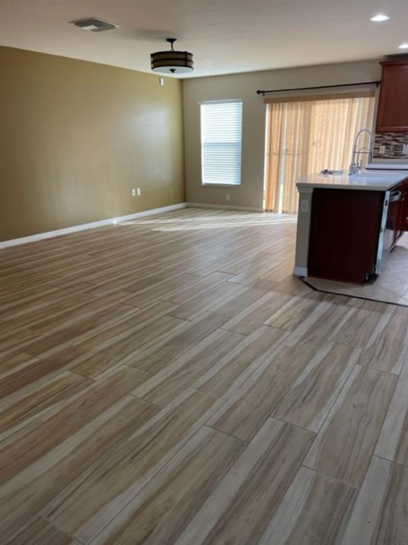 Building Photo - 2950 Willowleaf Ln