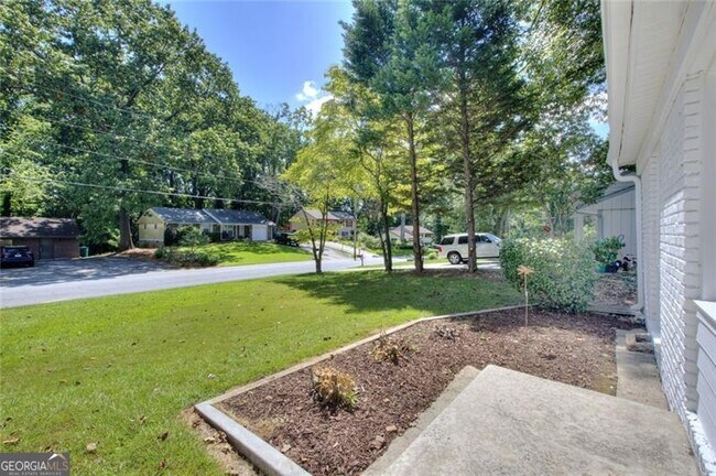 Foto del edificio - 3946 Green Oak Dr