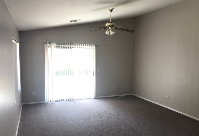 Building Photo - 6341 W Hughes Dr Phoenix, AZ 85043