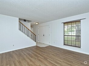 Building Photo - 3800 Palomar Ln