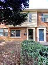 Building Photo - 4720 Old Lantern Way