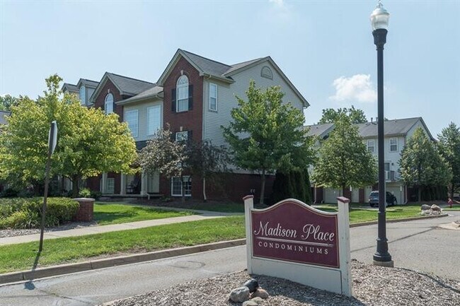 Foto del edificio - 4274 Esplanade Ln