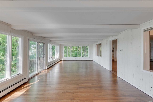 Foto del edificio - 7 Arbutus Ln