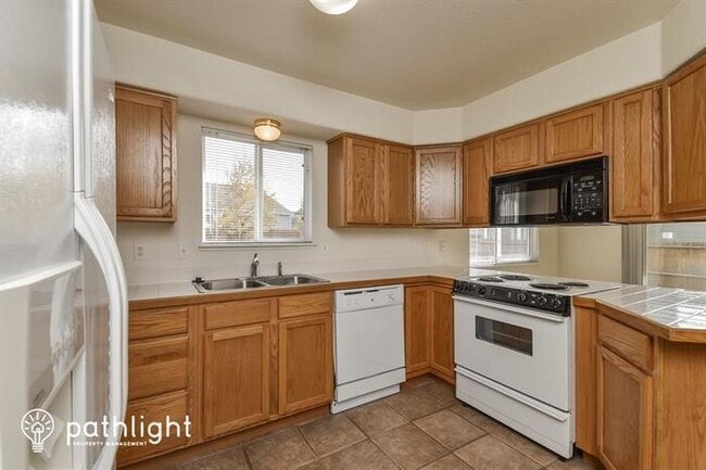 Foto del edificio - 1645 Needham Court, Colorado Springs, CO, ...