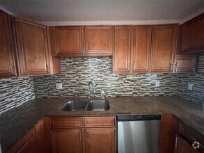 Building Photo - 2029 NW 46th Ave
