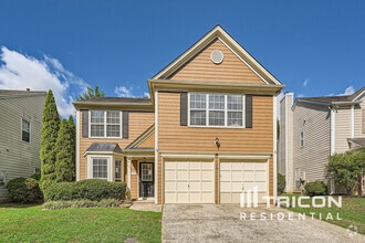 Building Photo - 570 Lullingstone Dr SE