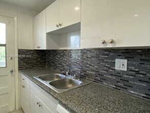 Building Photo - 1475 NE 125th Terrace