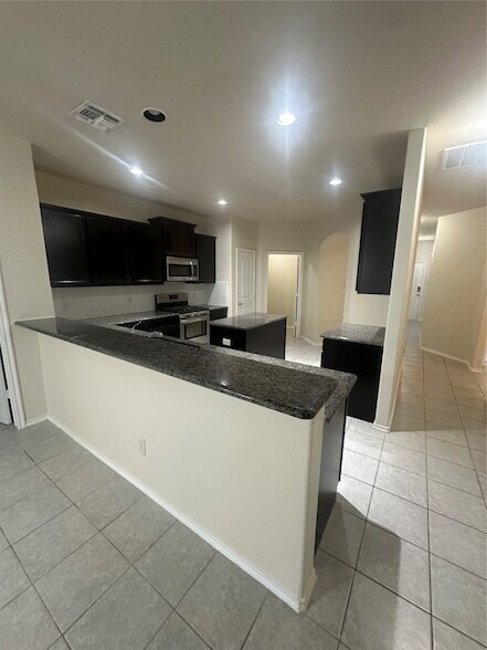 Foto del edificio - 2412 Michelle Creek Dr