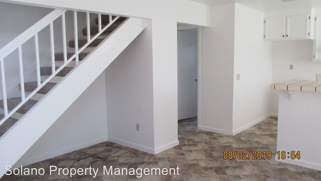 Building Photo - 3 br, 2.5 bath House - 2618 Valley Oak Dr