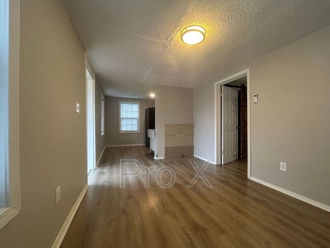 Photo - 814 Crutcher St House