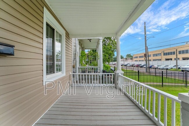Building Photo - 522 Portsmouth Blvd