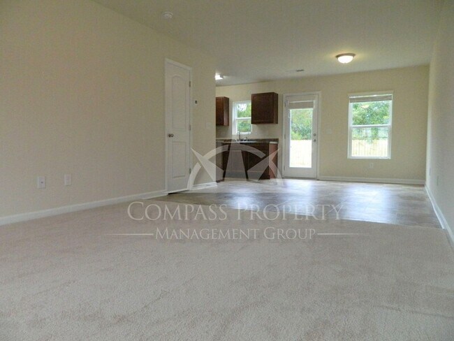 Building Photo - 12034 Quail Dr