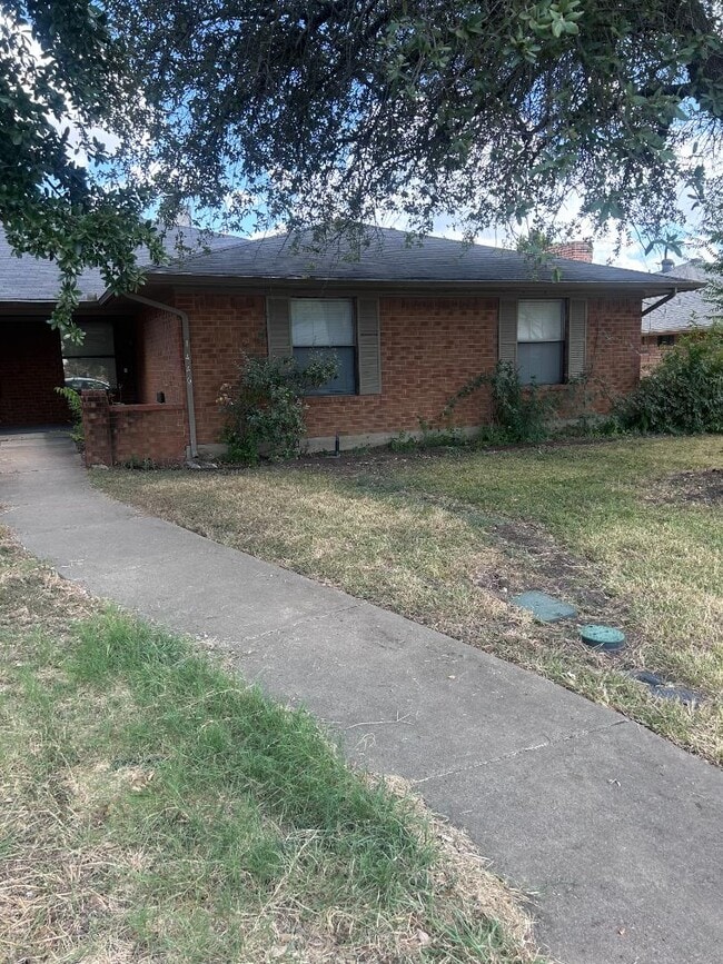 Photo - 1446-1448 Pinnacle Peak Dr. - 1446 Apartment