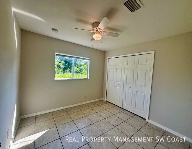 Foto del edificio - 2801 Hightower Ave S