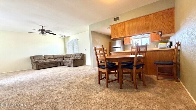 Foto del edificio - 6116 Antelope Villas Cir