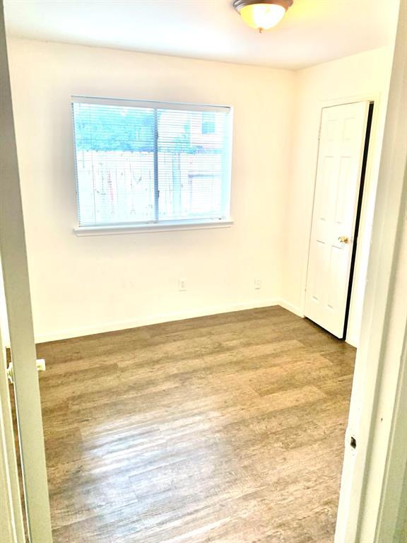 Foto del edificio - 13815 Glade Hollow Dr