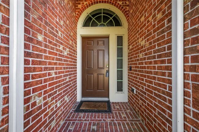 Foto del edificio - 13612 Evening Wind Dr